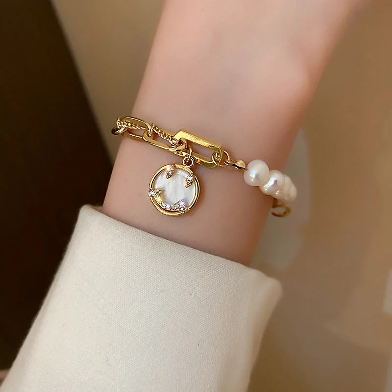 361 Shell Pearl Bracelet