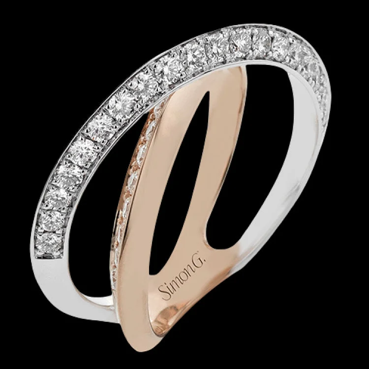 Chunky women's rings for bold statements-LR3313 RIGHT HAND RING