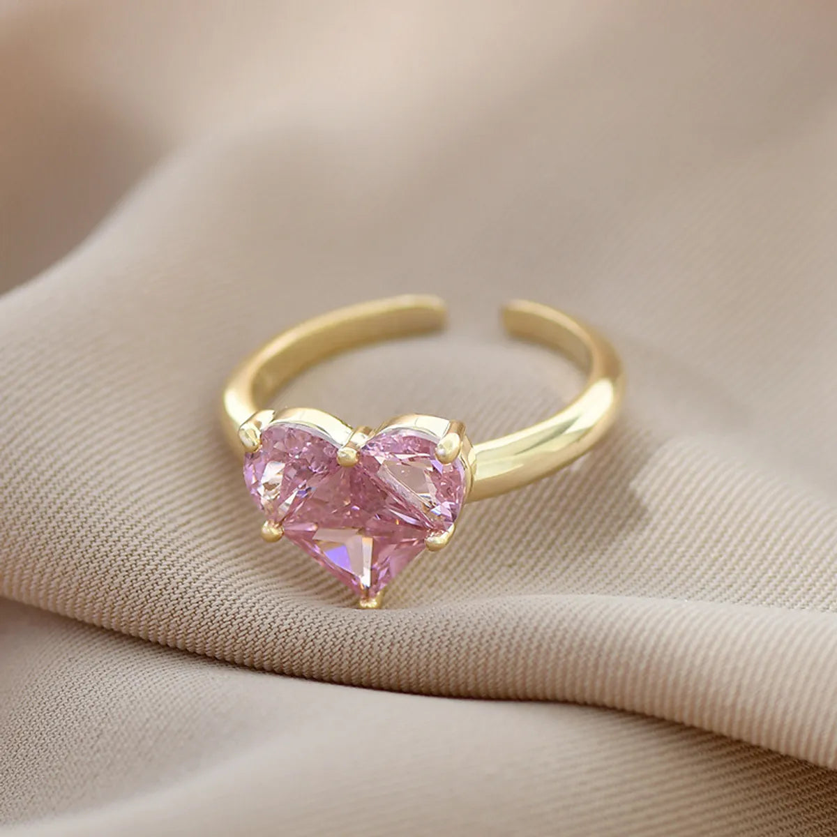 Women's cocktail rings for evening wear-Sweet Heart Shape Copper Open Ring Gold Plated Zircon Copper Rings 1 Piece