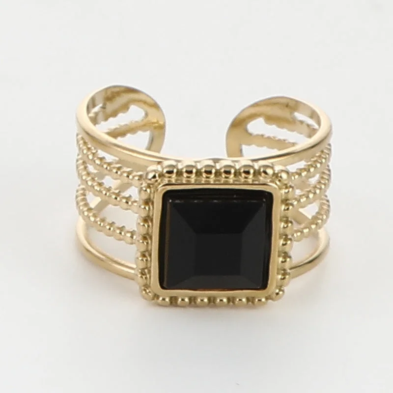 Wide Hollow Square Black