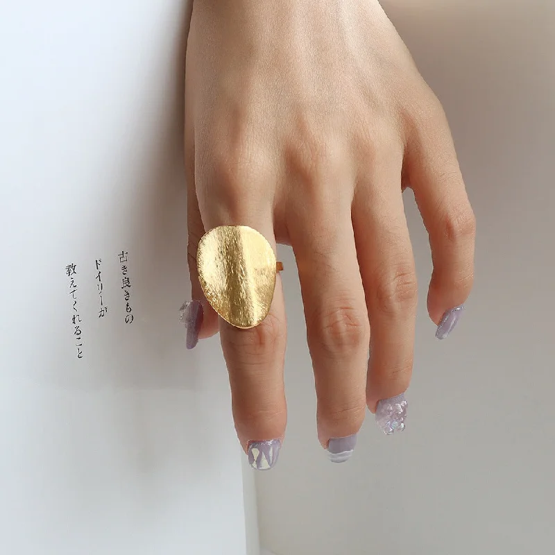 Golden No. 7 Opening but Not Adjustable Ring