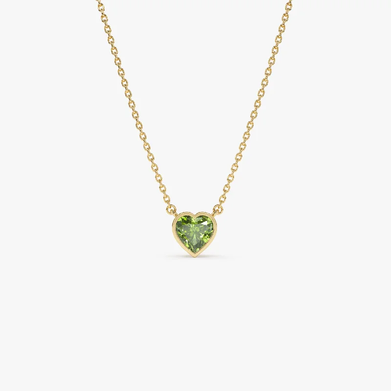 Stylish women's rings with emerald gemstones-14K Gold Heart Shaped Peridot Layering Necklace