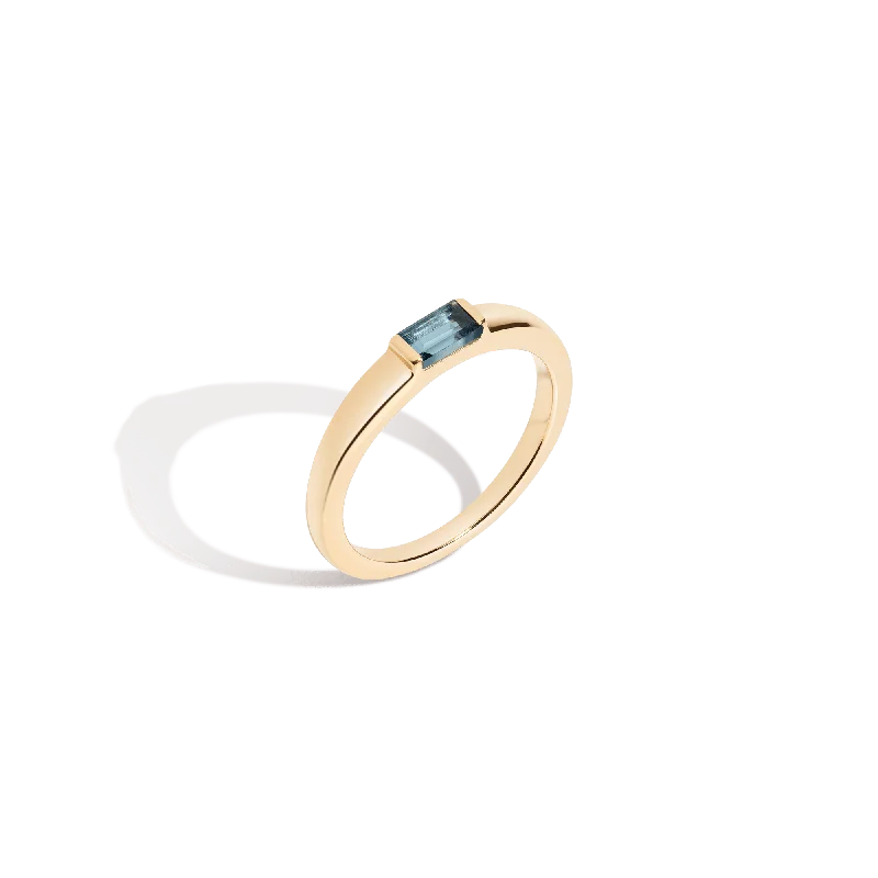 Women's rings with moonstone gems-AURATE X MICHELLE: Tranquility Blue Topaz Ring